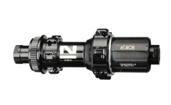 Hub rear D412SB-CL-X12-A4A-11S, centerlock, polished anodized black, key hole 24H/14G axle alloy 12x142, w/Novatec lasered N logo, w/o QR, D:44.1, alloy freehub Shim11 B2-type, 4xNBK bearings, black side caps, w/o logo, OEM